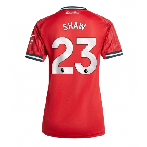 Billige Fotballdrakt Manchester United Luke Shaw #23 Replika Hjemmedrakt Dame 2025-26 Kortermet Billige Fotballdrakt Manchester United Luke Shaw #23 Replika Hjemmedrakt Dame 2025-26 Kortermet